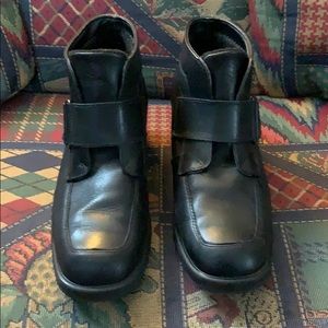 Blondo Black leather waterproof ankle boots